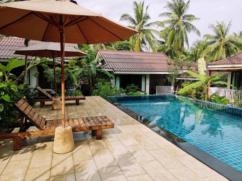 Baan Nai Suan Hotel Bophut Exterior foto
